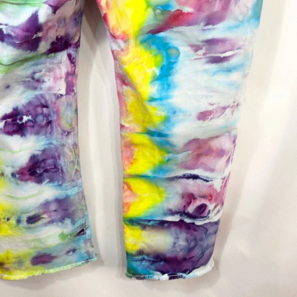 Crown & Ivy Sz 16 Capri Jeans‎ Handmade Tie Dye Denim Yellow Purple Raw Hem 1478